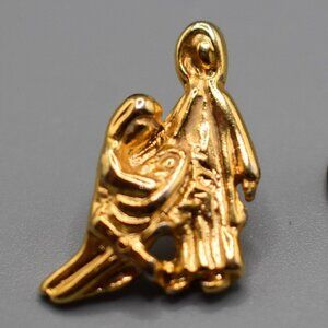Jesus Lapel Goldton Lapel Pin